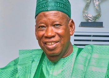 Old Naira Notes Rejection: Ganduje Threatens To Revoke Licenses Of Banks And Business Owners