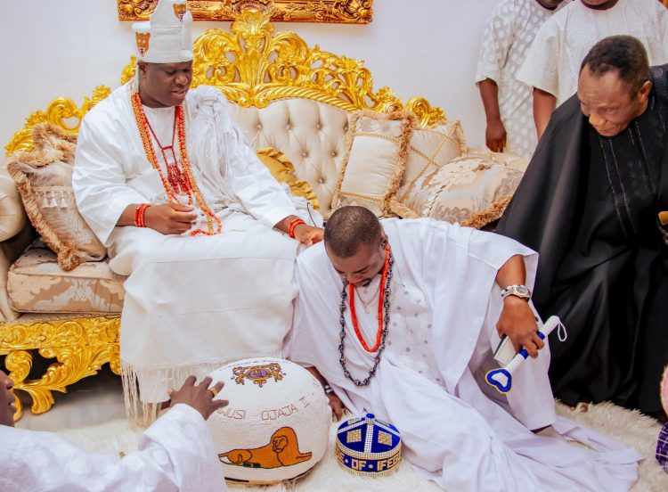 HIGH CHIEF(DR) NDUBISI GEORGE UGO VISITS OONI OF IFE IN GRAND STYLE