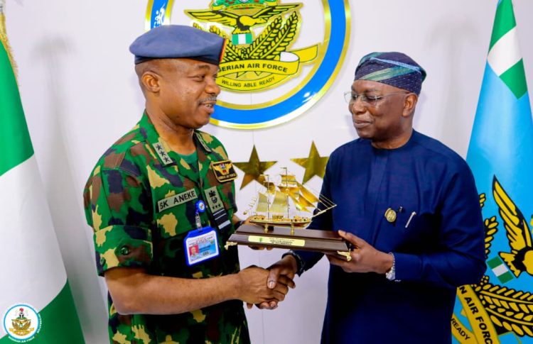 NIMASA, NIGERIAN AIR FORCE COMMIT TO IMPROVE PARTNERSHIP