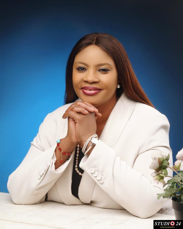 ICAN HONOURS WISTA PRESIDENT, DR ODUNAYO ANI WITH MERIT AWARD
