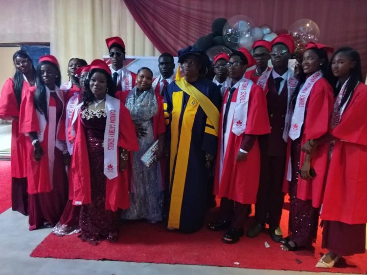 CANADIAN GATEWAY SCHOOL HOLDS ITS VALEDICTORY SESSION